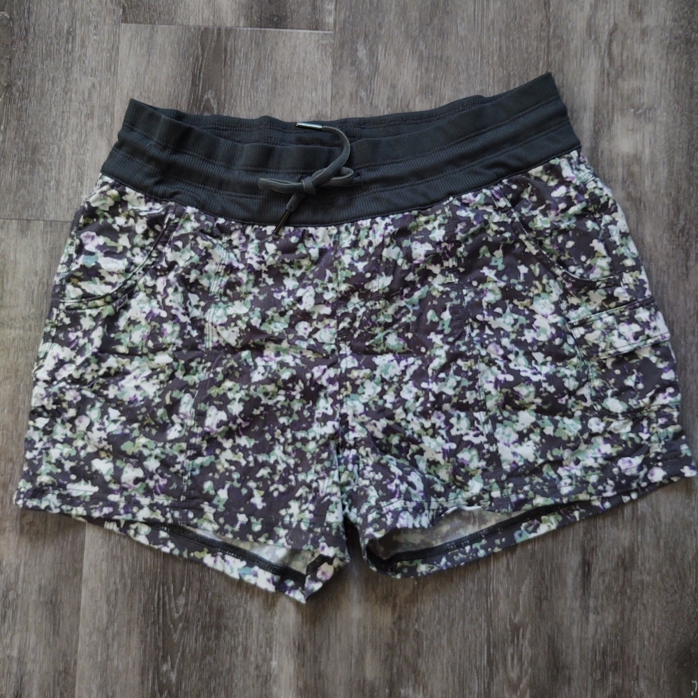 The North Face Aphrodite Shorts